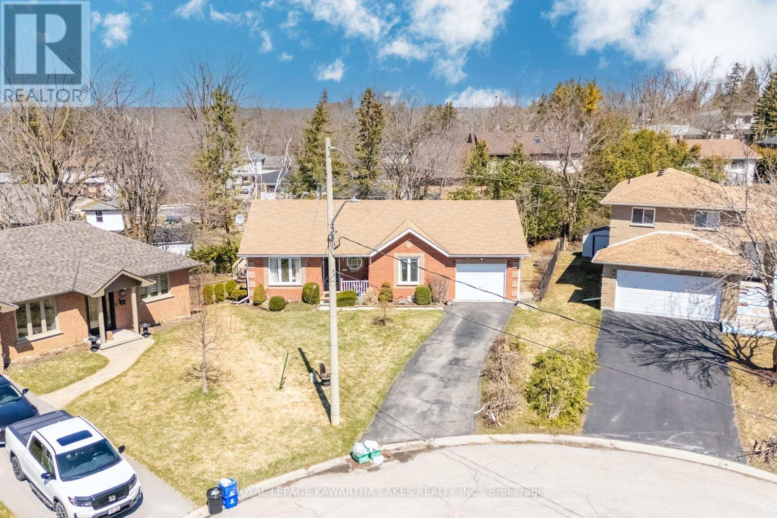 11 O'connell Court, Kawartha Lakes (Lindsay), Ontario  K9V 5Y1 - Photo 28 - X12094702