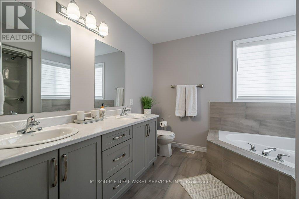 A - 505 Clayton Avenue, Peterborough North (North), Ontario  K9K 0H6 - Photo 16 - X12094734