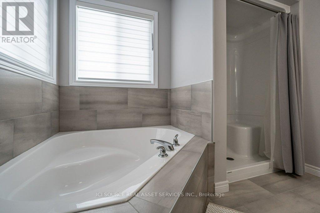 A - 505 Clayton Avenue, Peterborough North (North), Ontario  K9K 0H6 - Photo 17 - X12094734