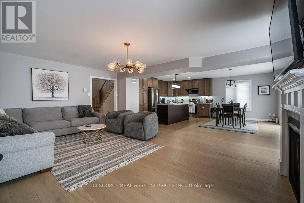 A - 505 Clayton Avenue, Peterborough North (North), Ontario  K9K 0H6 - Photo 8 - X12094734