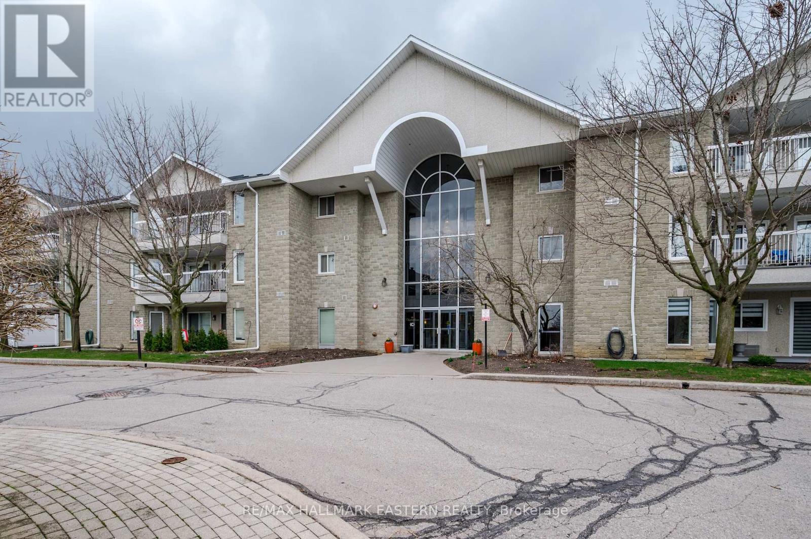 301C - 1099 CLONSILLA AVENUE, peterborough west (central), Ontario