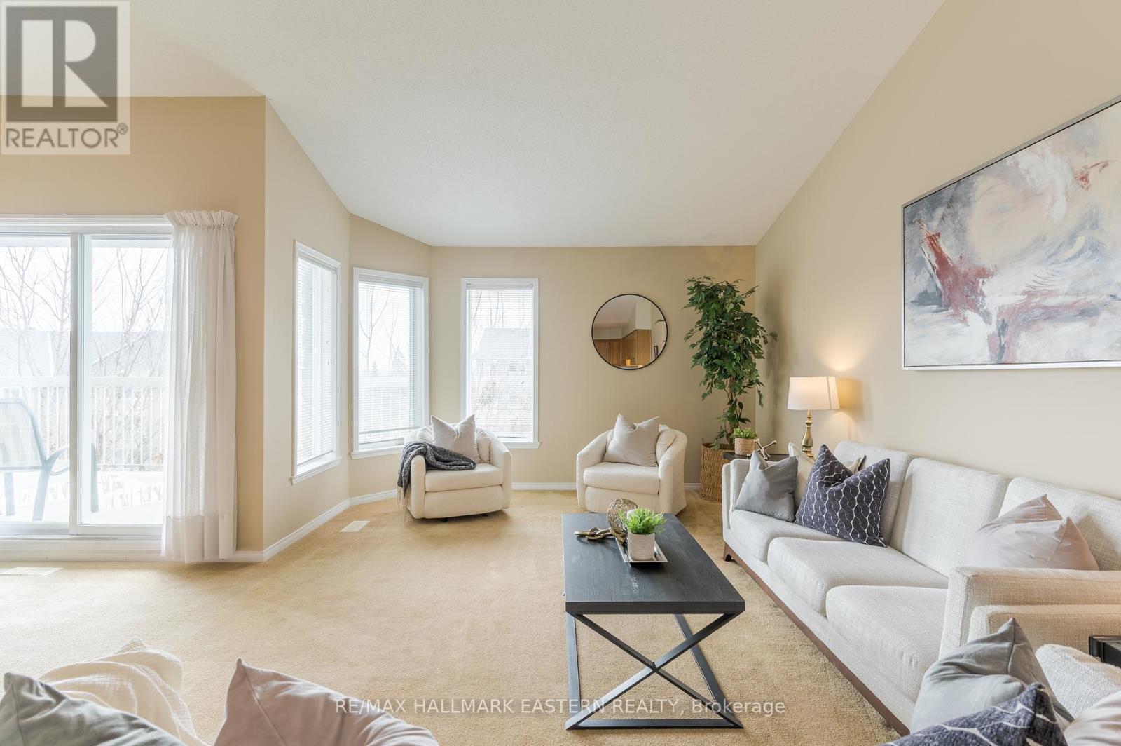 301c - 1099 Clonsilla Avenue, Peterborough West (Central), Ontario  K9J 8L7 - Photo 17 - X12094785