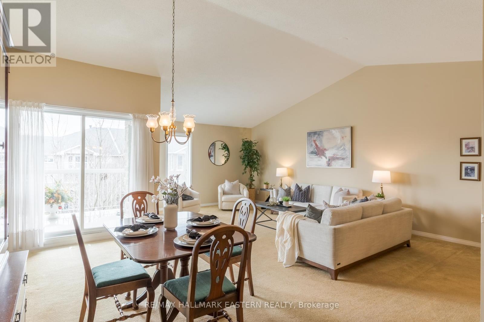 301c - 1099 Clonsilla Avenue, Peterborough West (Central), Ontario  K9J 8L7 - Photo 22 - X12094785