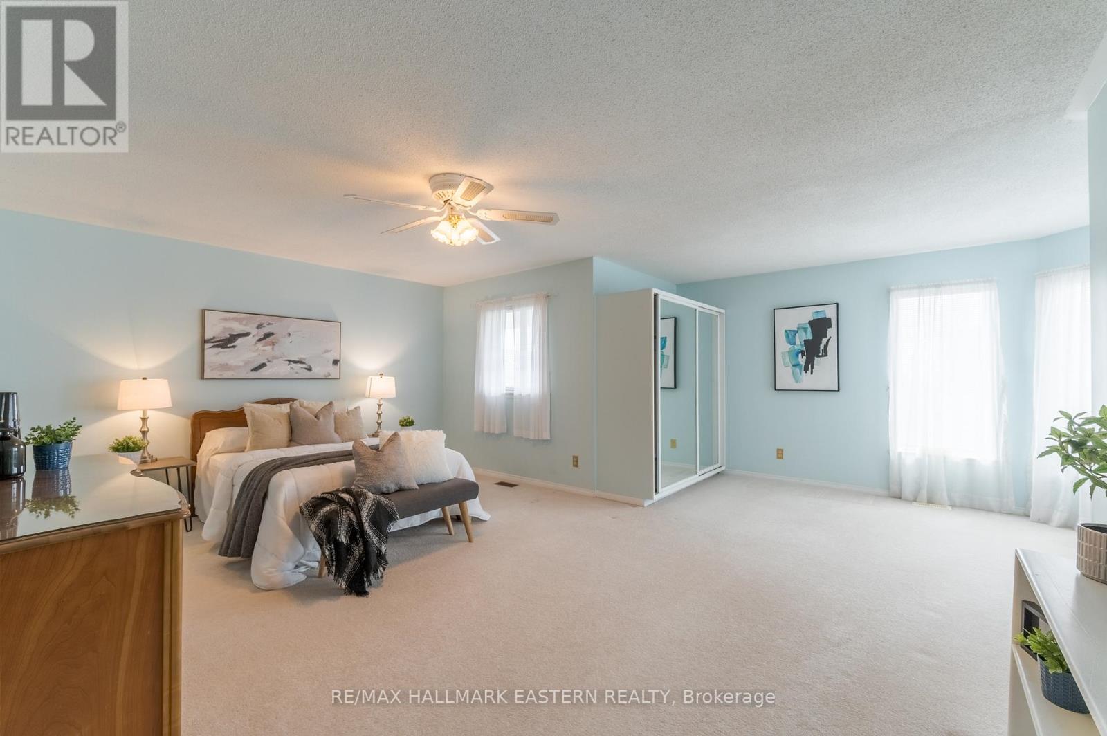 301c - 1099 Clonsilla Avenue, Peterborough West (Central), Ontario  K9J 8L7 - Photo 24 - X12094785