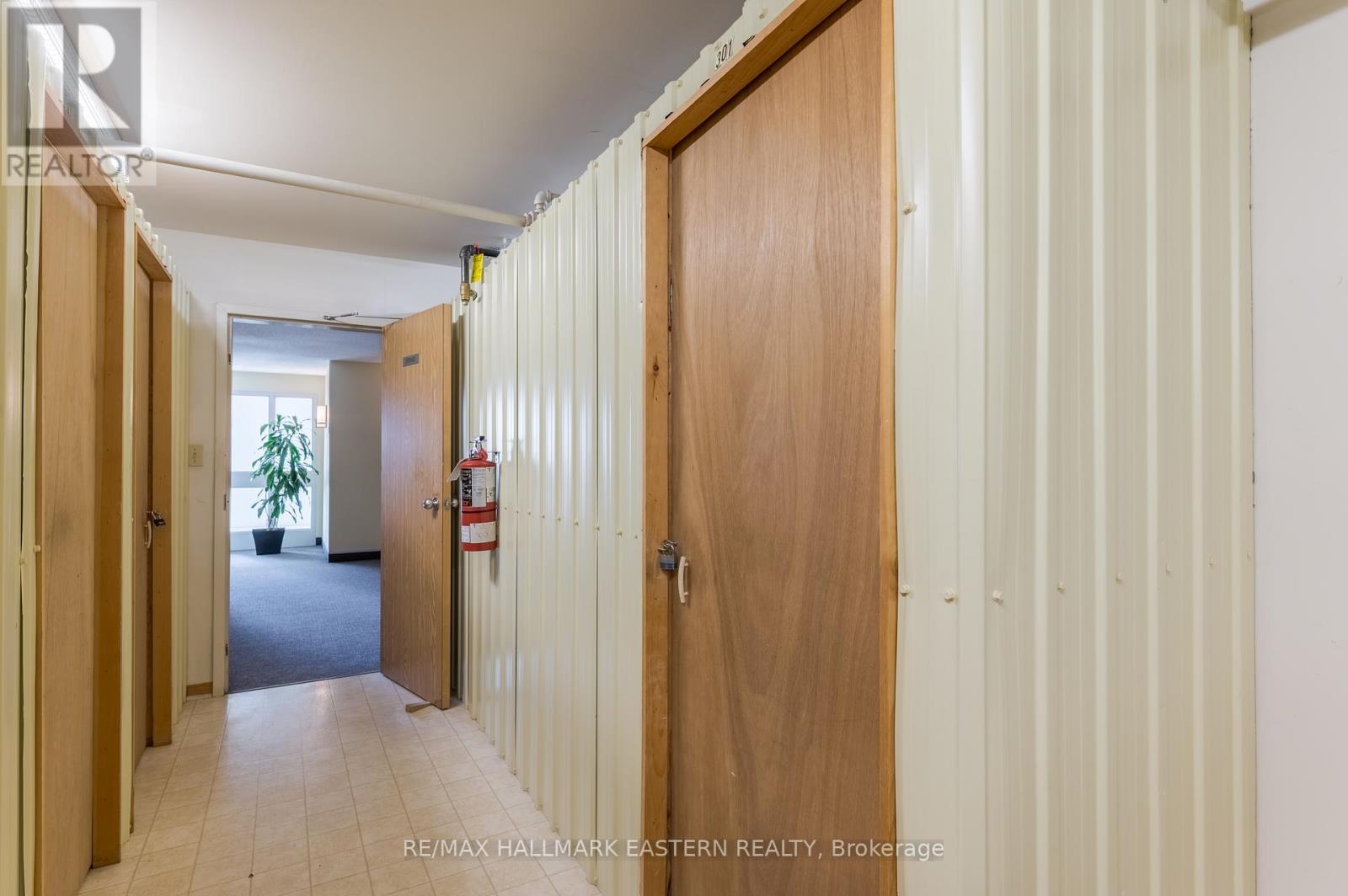 301c - 1099 Clonsilla Avenue, Peterborough West (Central), Ontario  K9J 8L7 - Photo 40 - X12094785