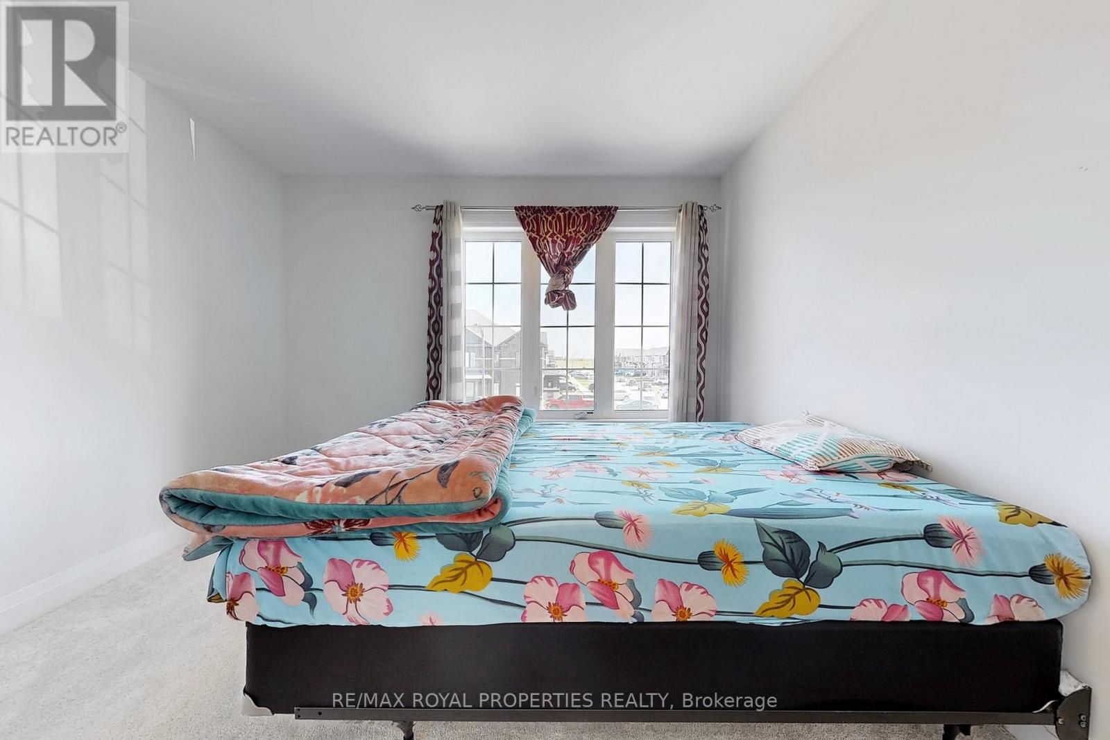 29 O'neil Street, Kawartha Lakes (Lindsay), Ontario  K9V 0R4 - Photo 40 - X12095006