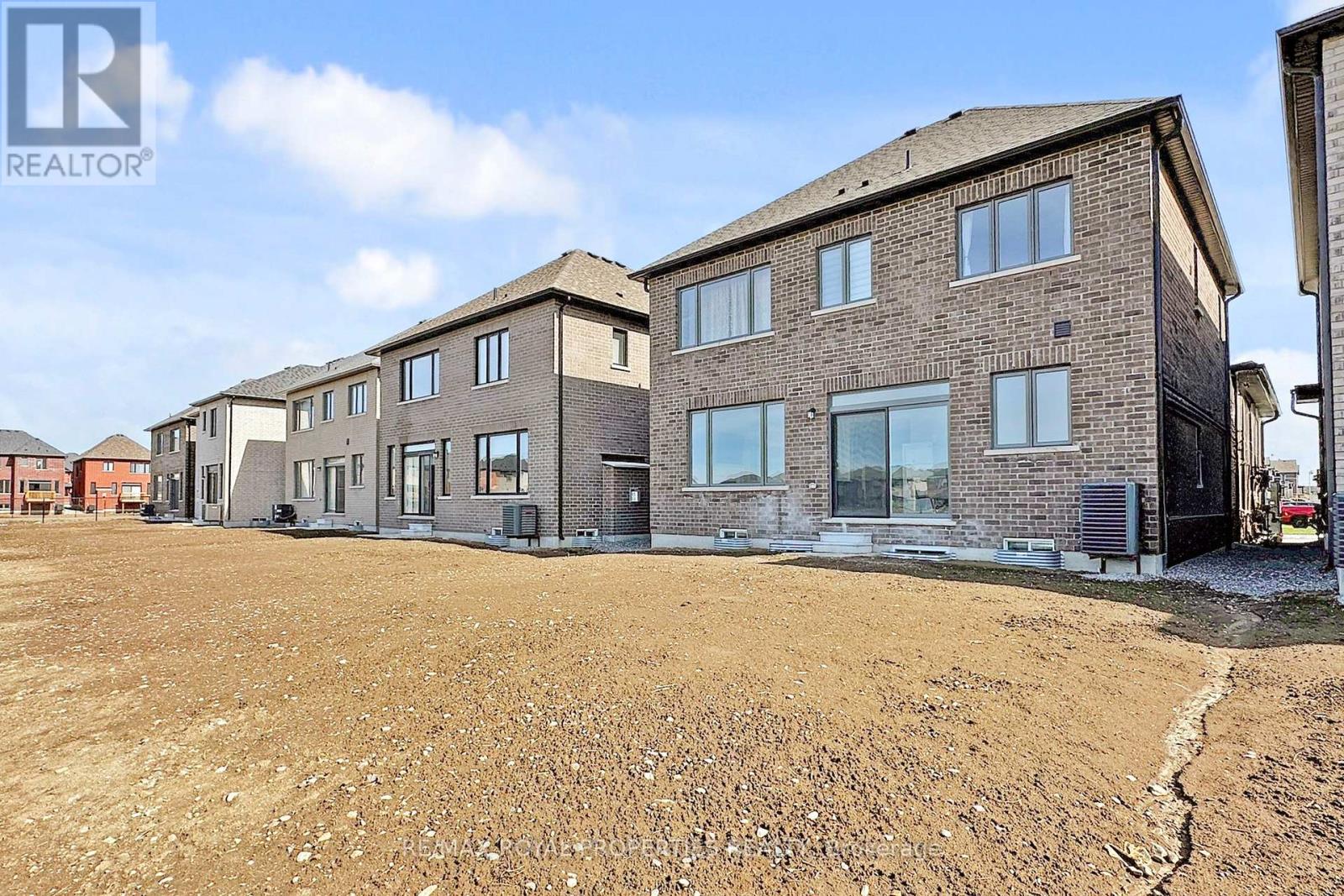 29 O'neil Street, Kawartha Lakes (Lindsay), Ontario  K9V 0R4 - Photo 47 - X12095006