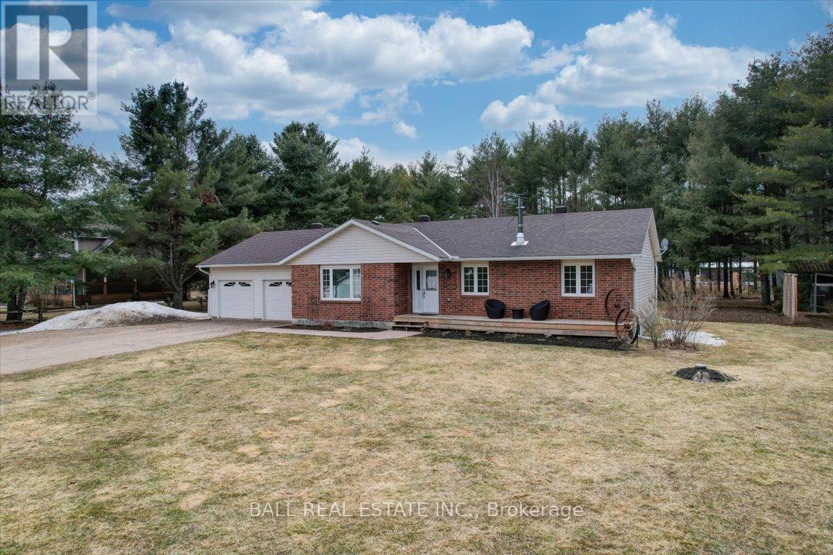34 Wilson Lane, Hastings Highlands (Herschel Ward), Ontario  K0L 1C0 - Photo 1 - X12095861