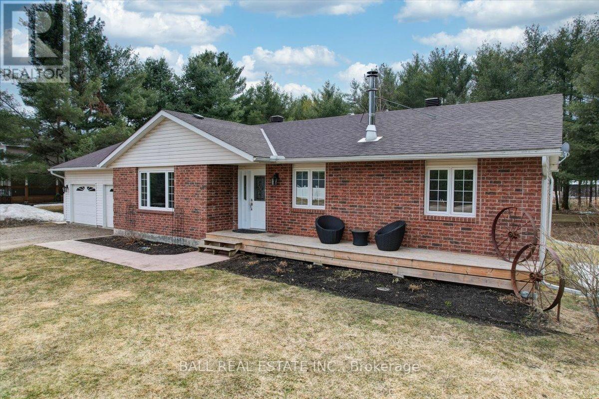 34 Wilson Lane, Hastings Highlands (Herschel Ward), Ontario  K0L 1C0 - Photo 2 - X12095861