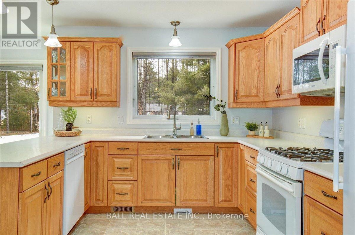 34 Wilson Lane, Hastings Highlands (Herschel Ward), Ontario  K0L 1C0 - Photo 30 - X12095861