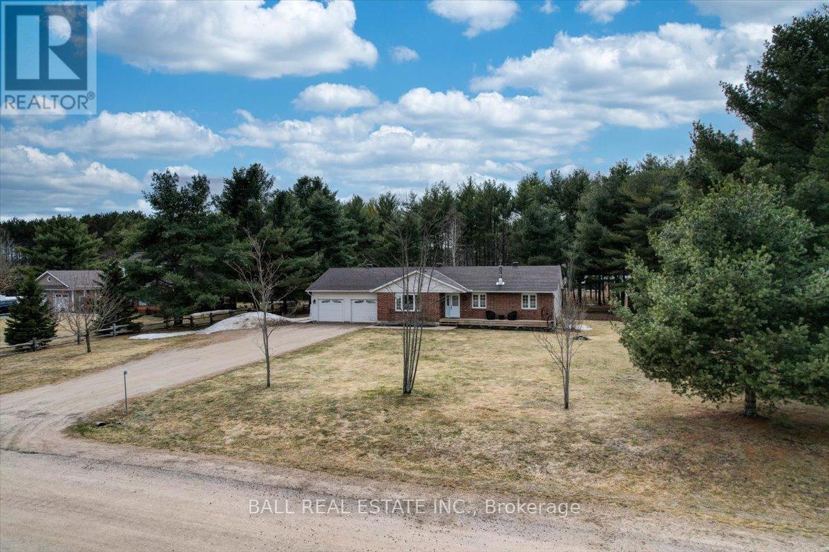 34 Wilson Lane, Hastings Highlands (Herschel Ward), Ontario  K0L 1C0 - Photo 4 - X12095861