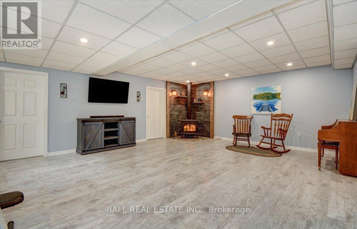34 Wilson Lane, Hastings Highlands (Herschel Ward), Ontario  K0L 1C0 - Photo 40 - X12095861