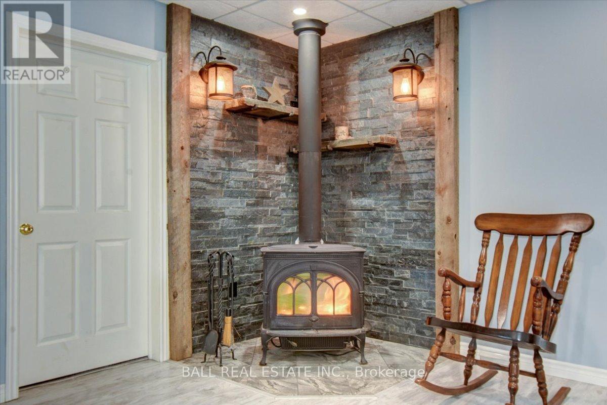 34 Wilson Lane, Hastings Highlands (Herschel Ward), Ontario  K0L 1C0 - Photo 41 - X12095861