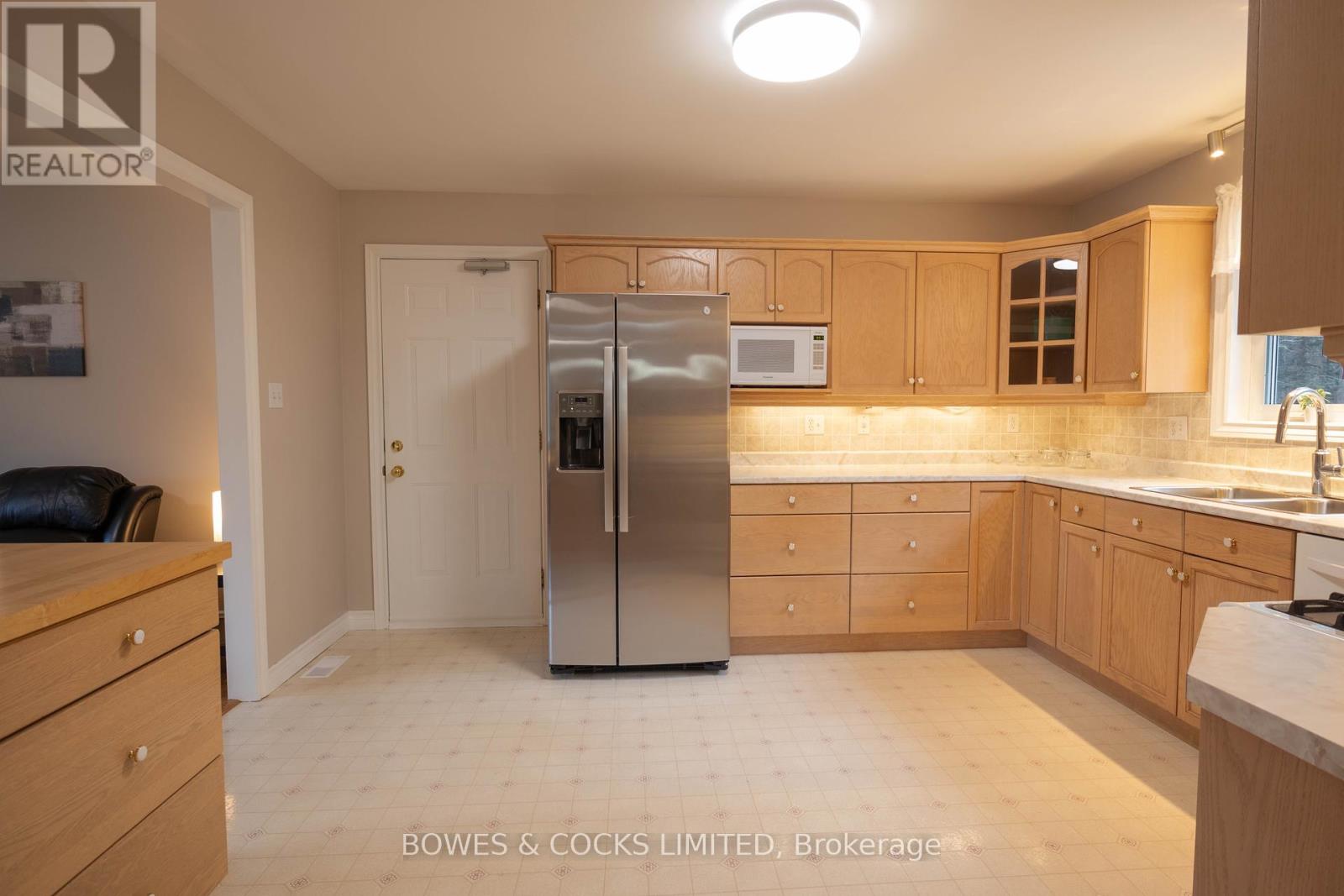 88 Simeon Crescent, North Kawartha, Ontario  K0L 1A0 - Photo 18 - X12095905