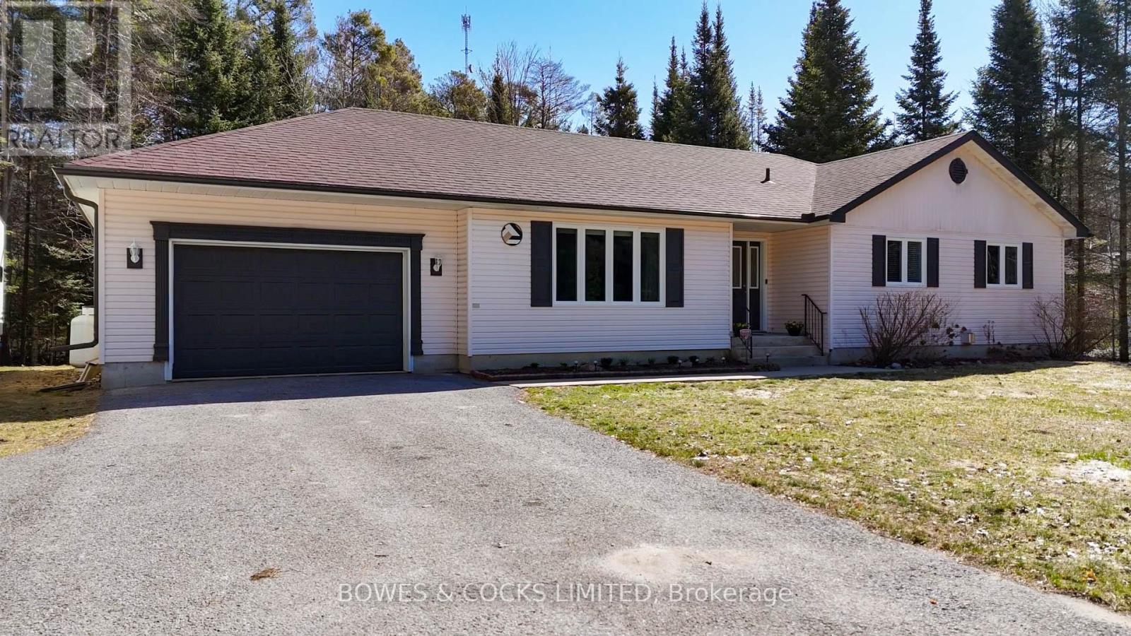 88 Simeon Crescent, North Kawartha, Ontario  K0L 1A0 - Photo 2 - X12095905