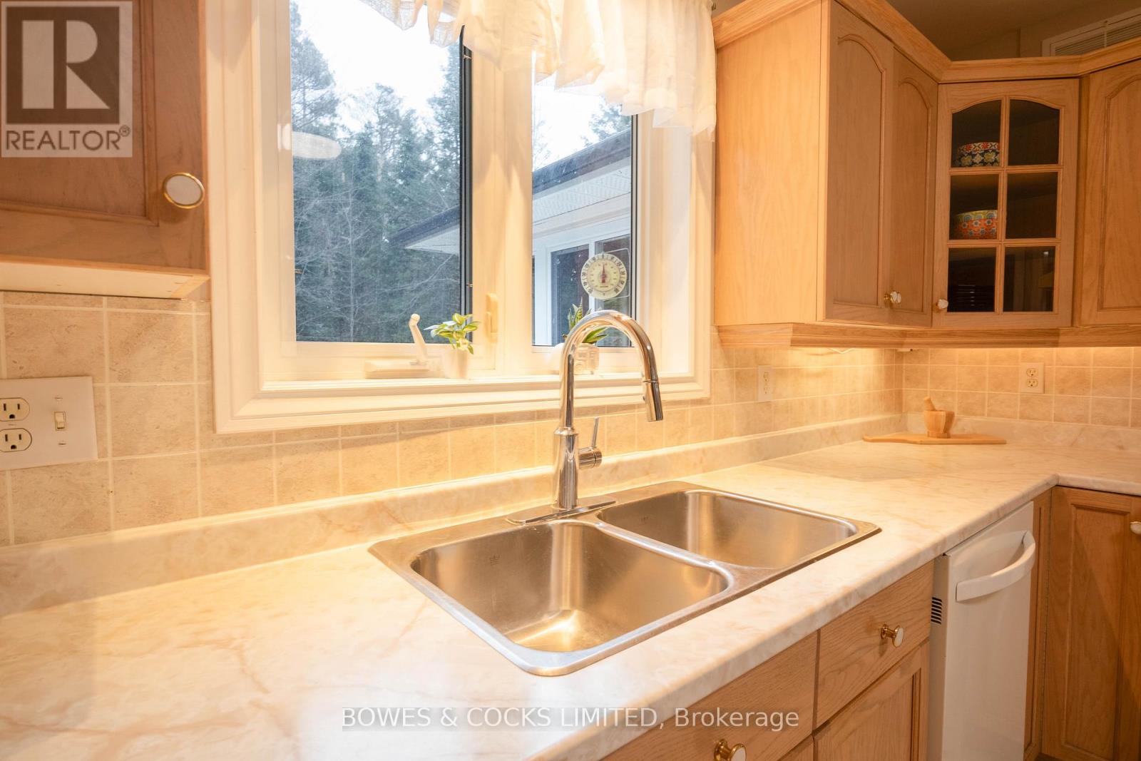 88 Simeon Crescent, North Kawartha, Ontario  K0L 1A0 - Photo 20 - X12095905