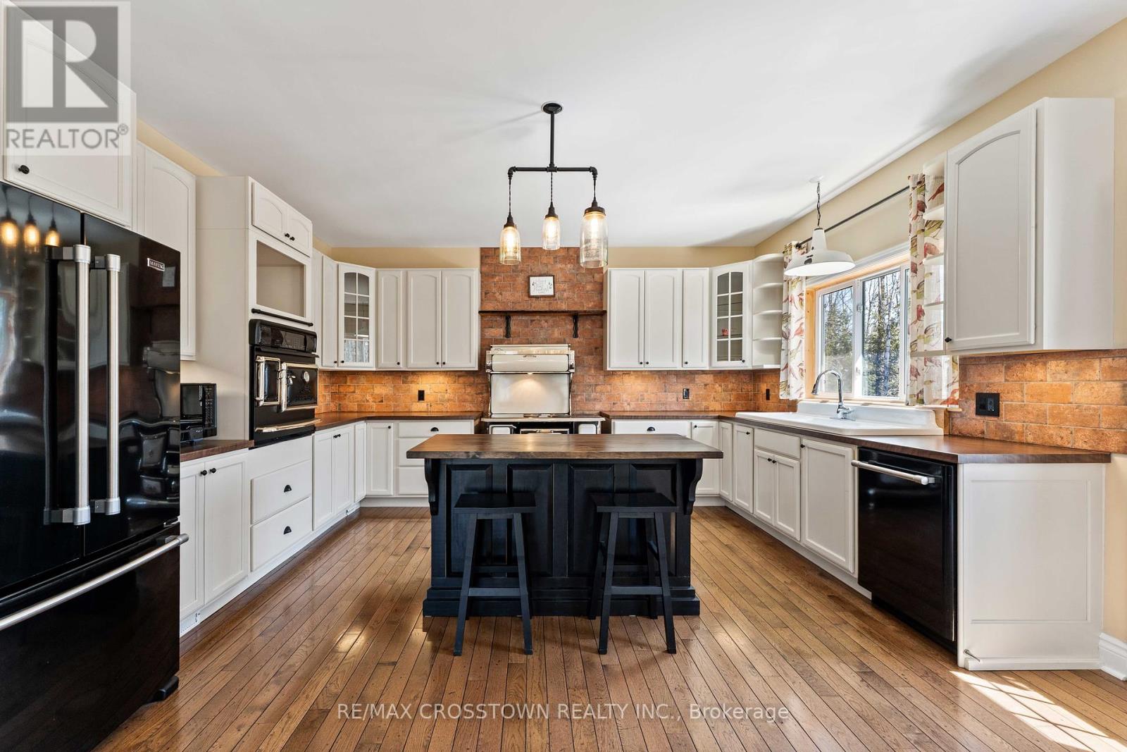 1186 Upper Paudash Road, Highlands East (Cardiff Ward), Ontario  K0L 1C0 - Photo 16 - X12095958
