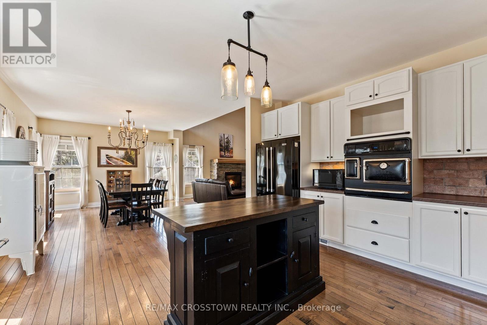 1186 Upper Paudash Road, Highlands East (Cardiff Ward), Ontario  K0L 1C0 - Photo 17 - X12095958