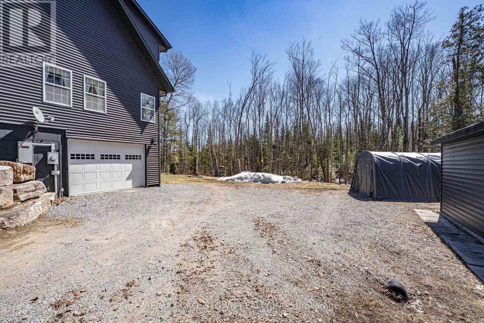 1186 Upper Paudash Road, Highlands East (Cardiff Ward), Ontario  K0L 1C0 - Photo 38 - X12095958