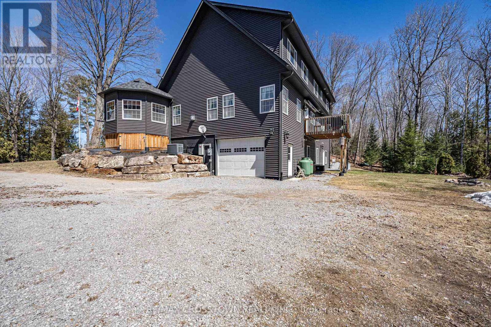 1186 Upper Paudash Road, Highlands East (Cardiff Ward), Ontario  K0L 1C0 - Photo 39 - X12095958