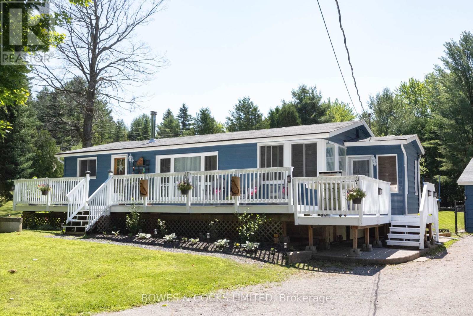 1545 Westview Crescent, Selwyn, Ontario  K0L 2H0 - Photo 31 - X12095991