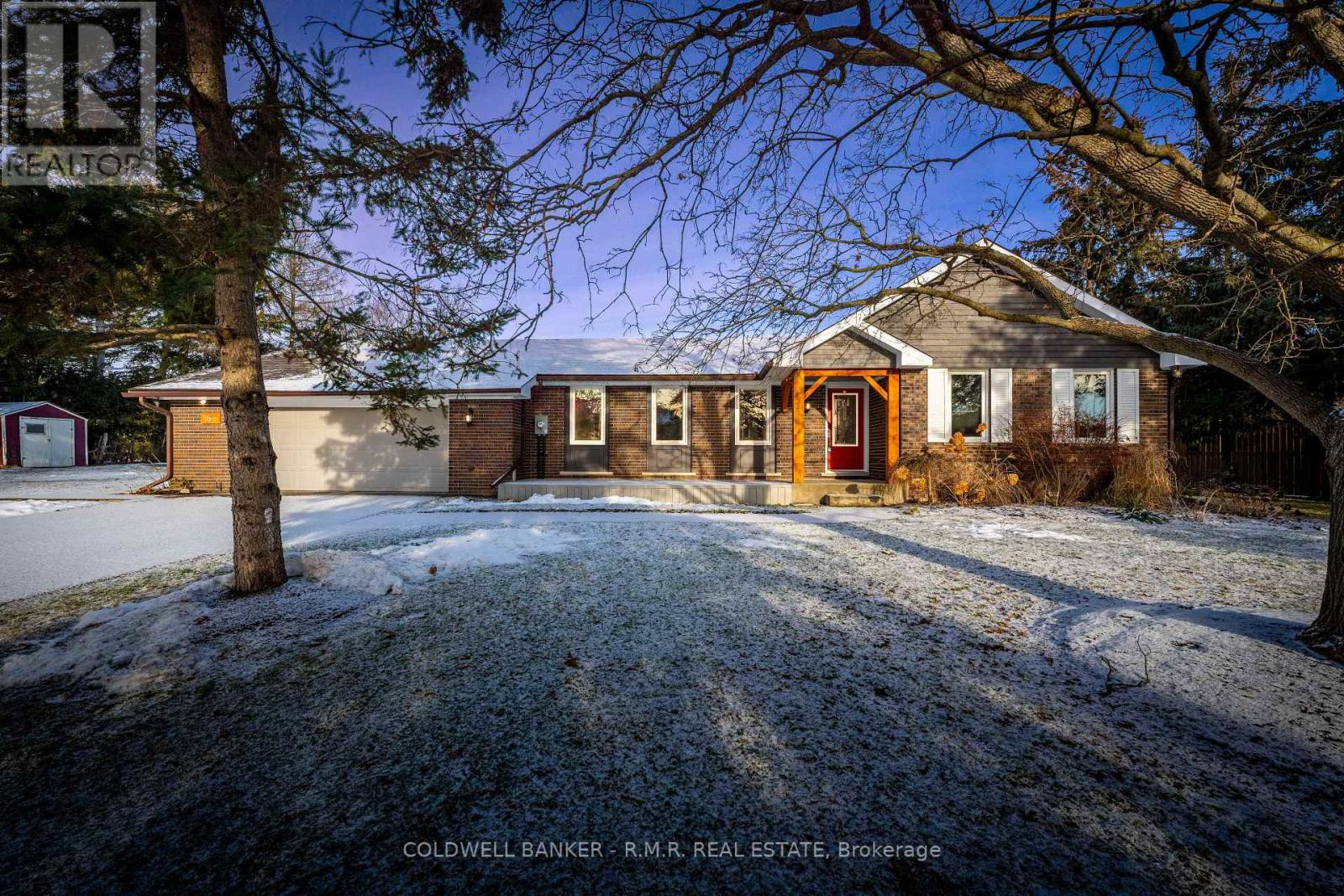 166 Springdale Drive, Kawartha Lakes (Lindsay), Ontario  K9V 0N6 - Photo 1 - X12096265