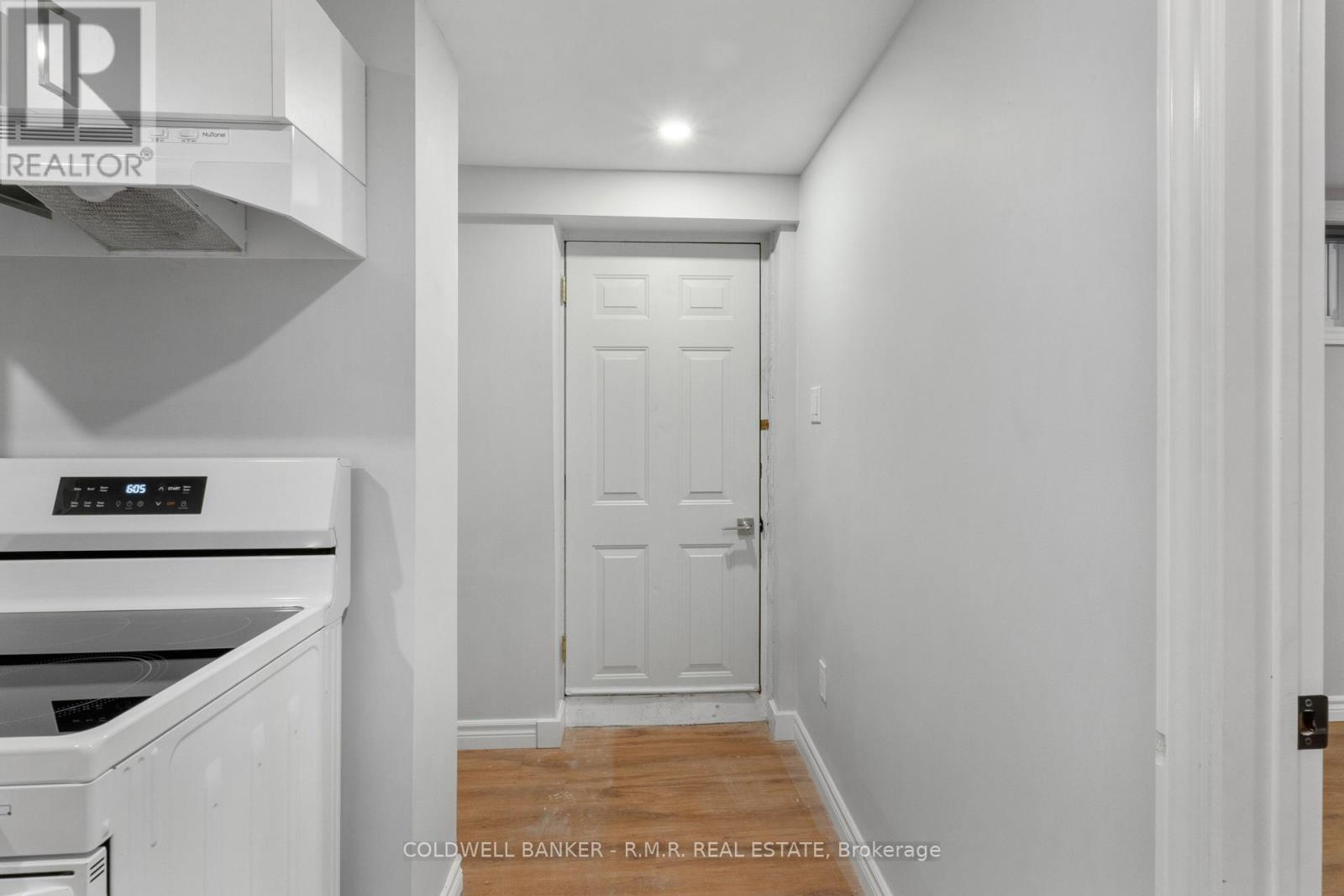 166 Springdale Drive, Kawartha Lakes (Lindsay), Ontario  K9V 0N6 - Photo 7 - X12096265