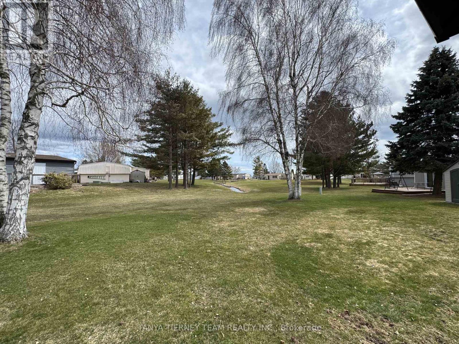 6 The Cove Road, Clarington (Newcastle), Ontario  L1B 1B9 - Photo 30 - E12096851
