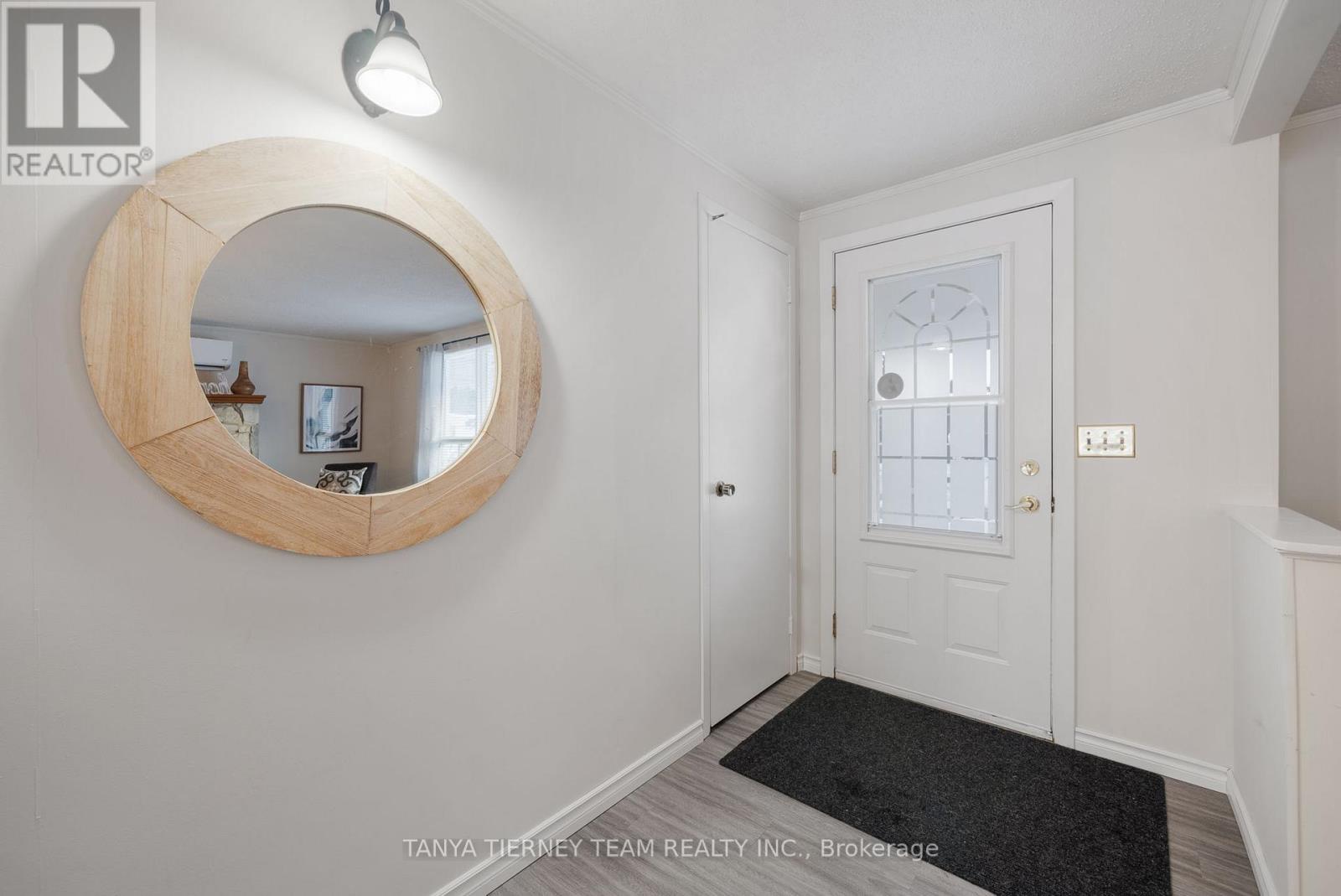 6 The Cove Road, Clarington (Newcastle), Ontario  L1B 1B9 - Photo 5 - E12096851