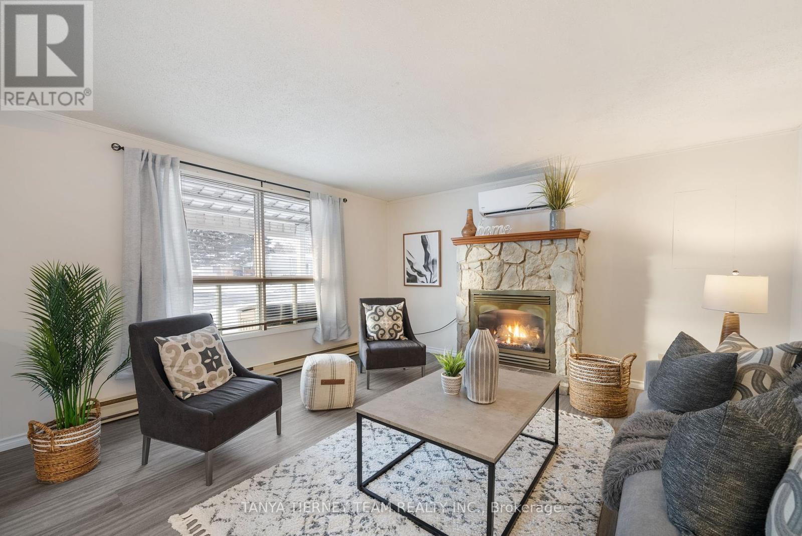 6 The Cove Road, Clarington (Newcastle), Ontario  L1B 1B9 - Photo 8 - E12096851