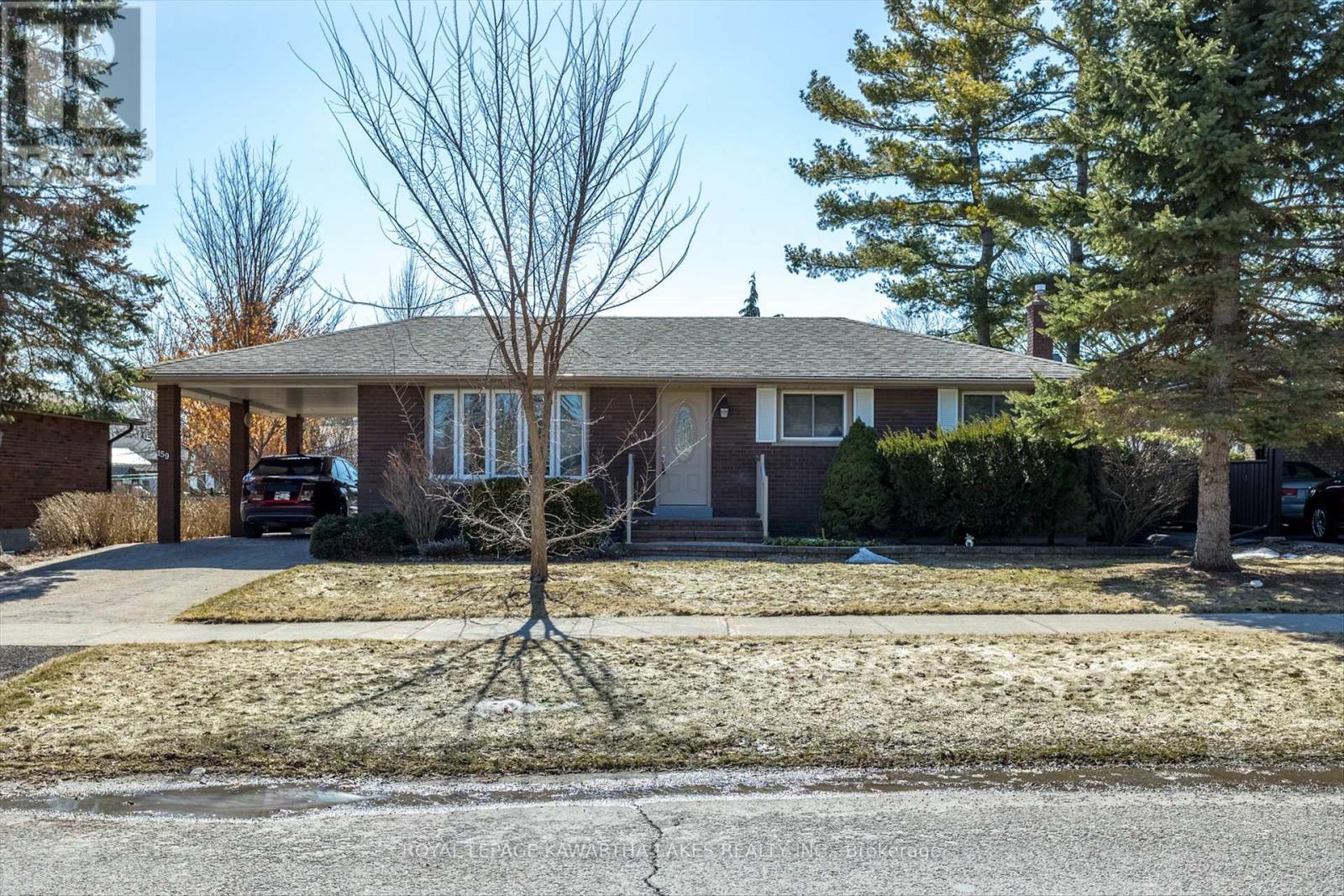 159 ADELAIDE STREET N, kawartha lakes (lindsay), Ontario