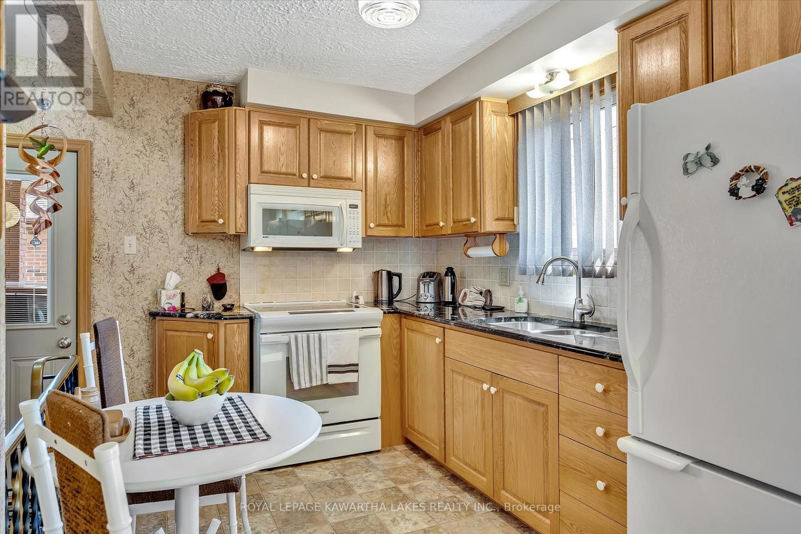 159 Adelaide Street N, Kawartha Lakes (Lindsay), Ontario  K9V 4M5 - Photo 13 - X12097732