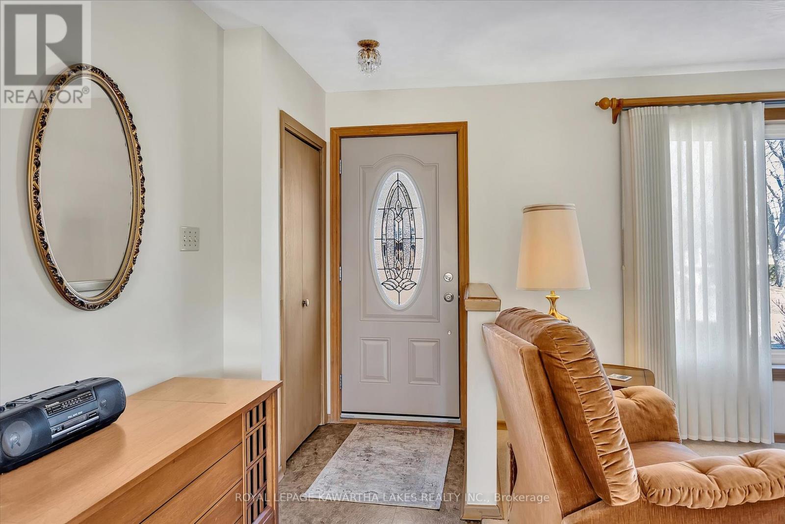 159 Adelaide Street N, Kawartha Lakes (Lindsay), Ontario  K9V 4M5 - Photo 5 - X12097732