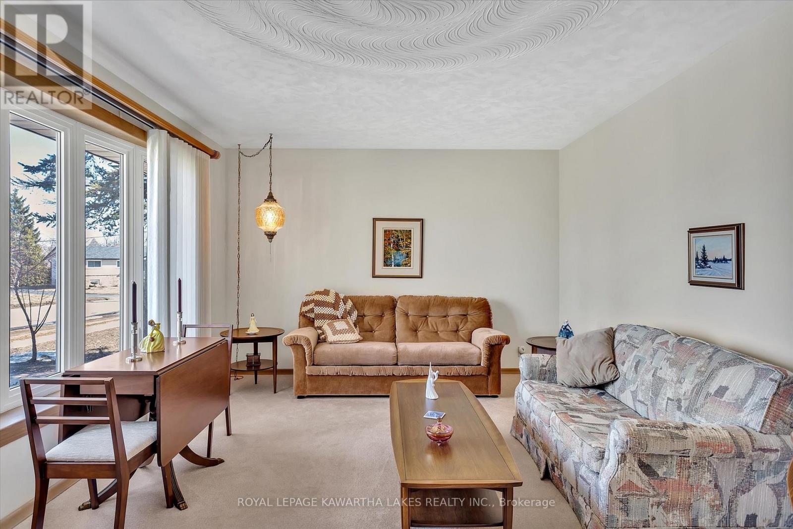 159 Adelaide Street N, Kawartha Lakes (Lindsay), Ontario  K9V 4M5 - Photo 7 - X12097732