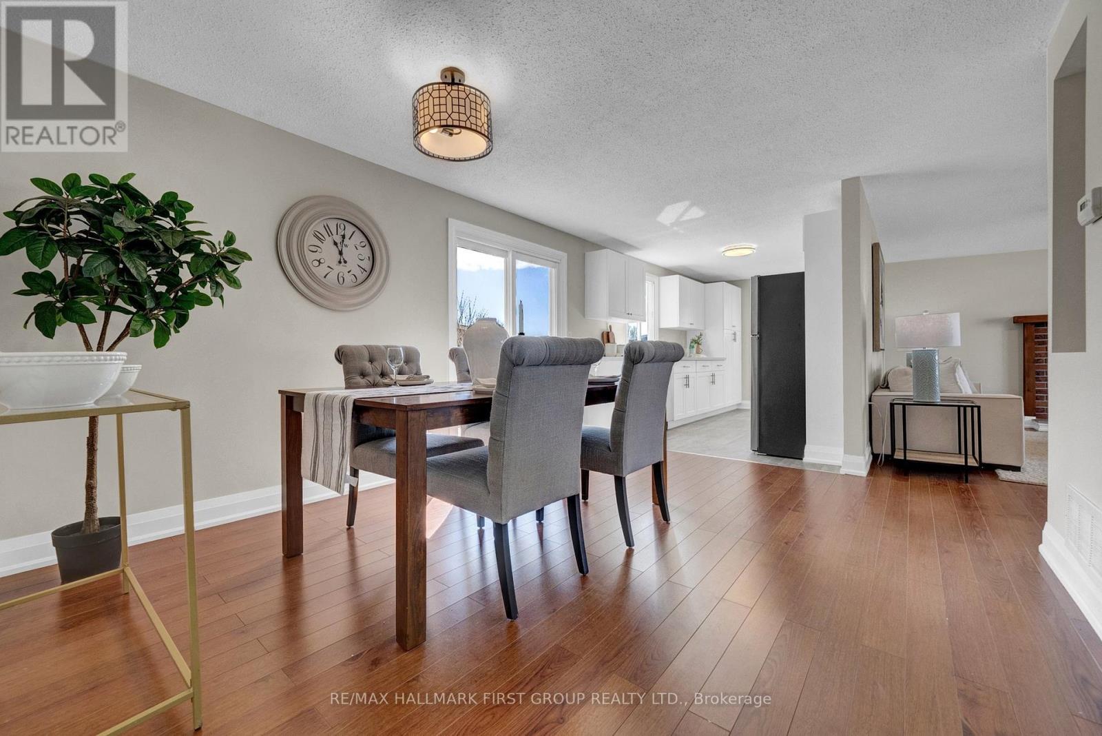 112 Bluffs Road, Clarington (Newcastle), Ontario  L1B 1B9 - Photo 15 - E12098011