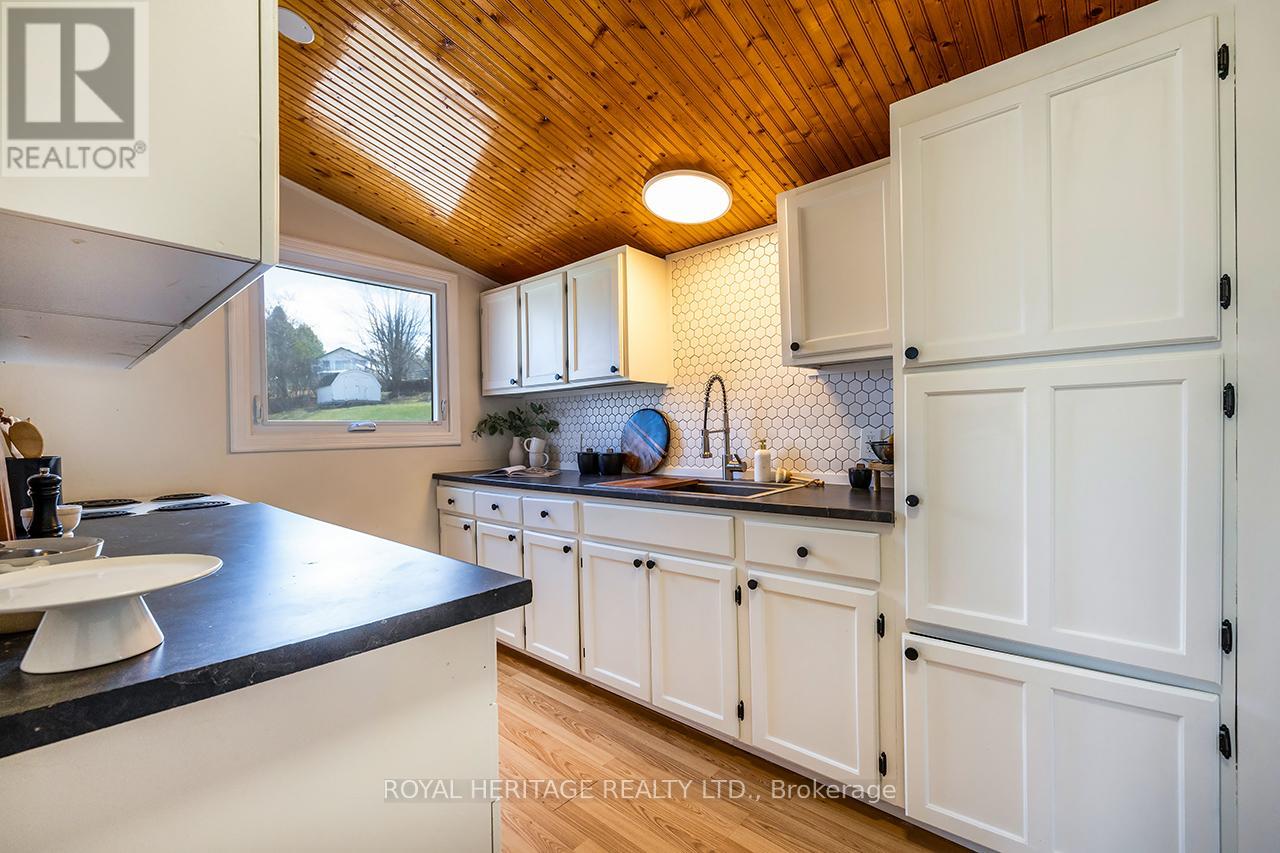 5052 Boulton Street, Hamilton Township (Bewdley), Ontario  K0L 1E0 - Photo 8 - X12098588