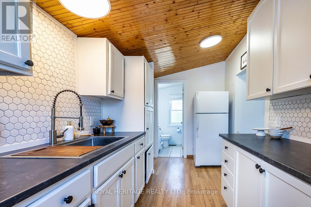 5052 Boulton Street, Hamilton Township (Bewdley), Ontario  K0L 1E0 - Photo 9 - X12098588