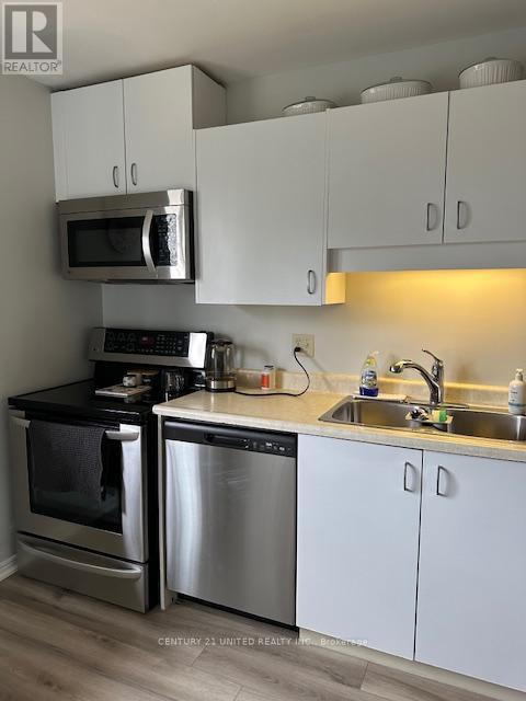 304 - 1429 Clearview Drive, Peterborough West (Central), Ontario  K9K 1X8 - Photo 6 - X12099034