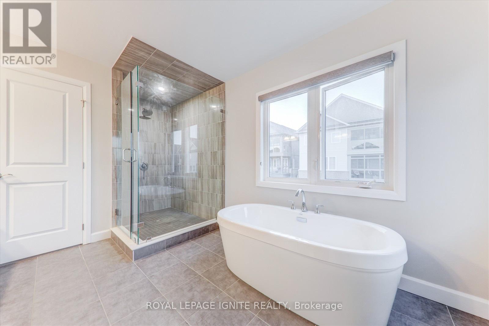 101 York Drive, Peterborough (Northcrest), Ontario  K9K 0H7 - Photo 14 - X12099064