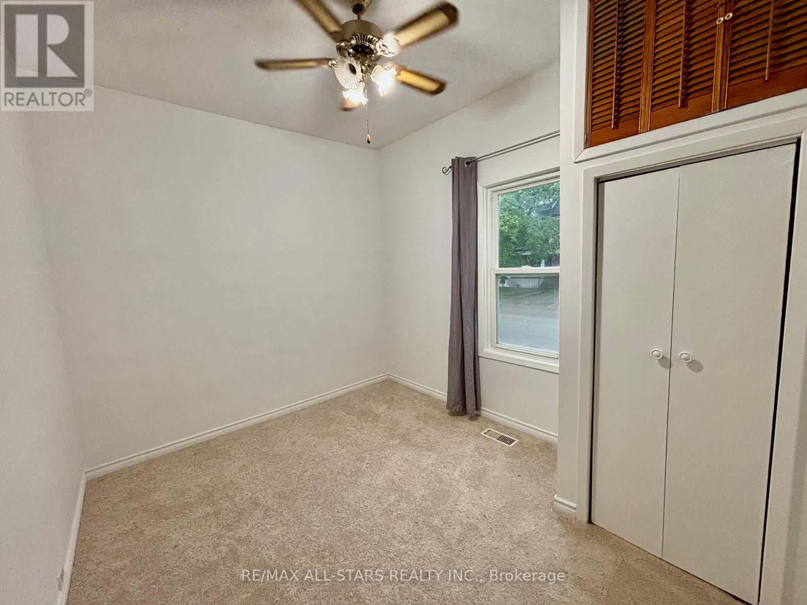 81 Durham Street W, Kawartha Lakes (Lindsay), Ontario  K9V 2P8 - Photo 8 - X12099120