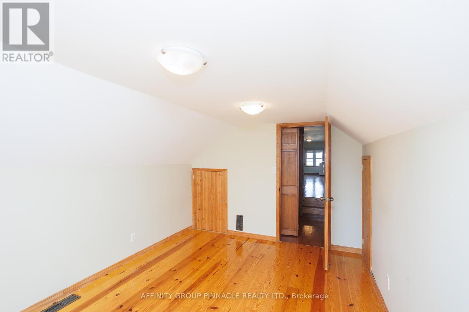 93 Glenelg Street W, Kawartha Lakes (Lindsay), Ontario  K9V 2V8 - Photo 27 - X12099586