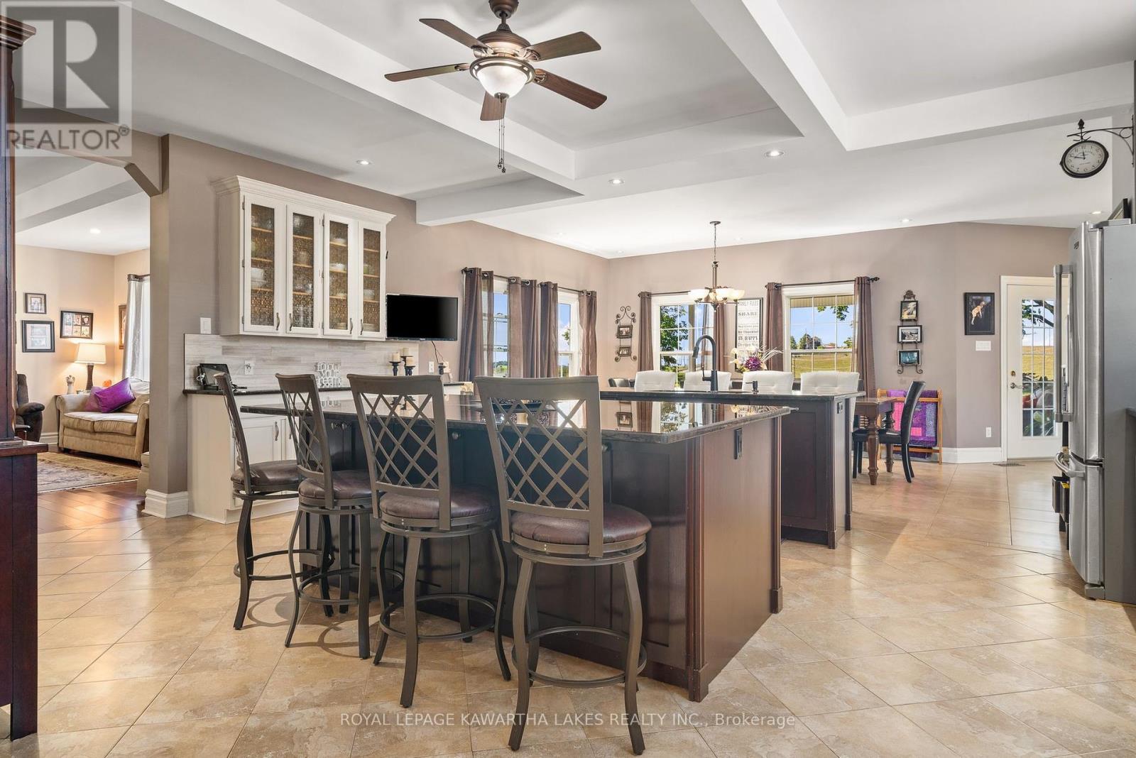 542 Lily Lake Road, Selwyn, Ontario  K9J 6X3 - Photo 6 - X12100478