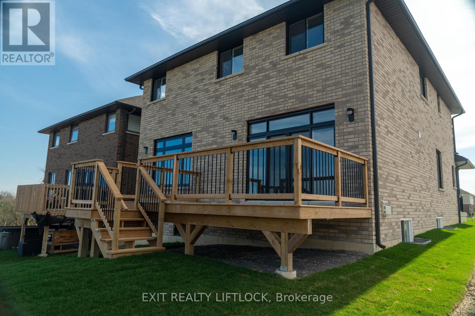 802 Steinberg Court, Peterborough North (North), Ontario  K9K 0H7 - Photo 45 - X12101825