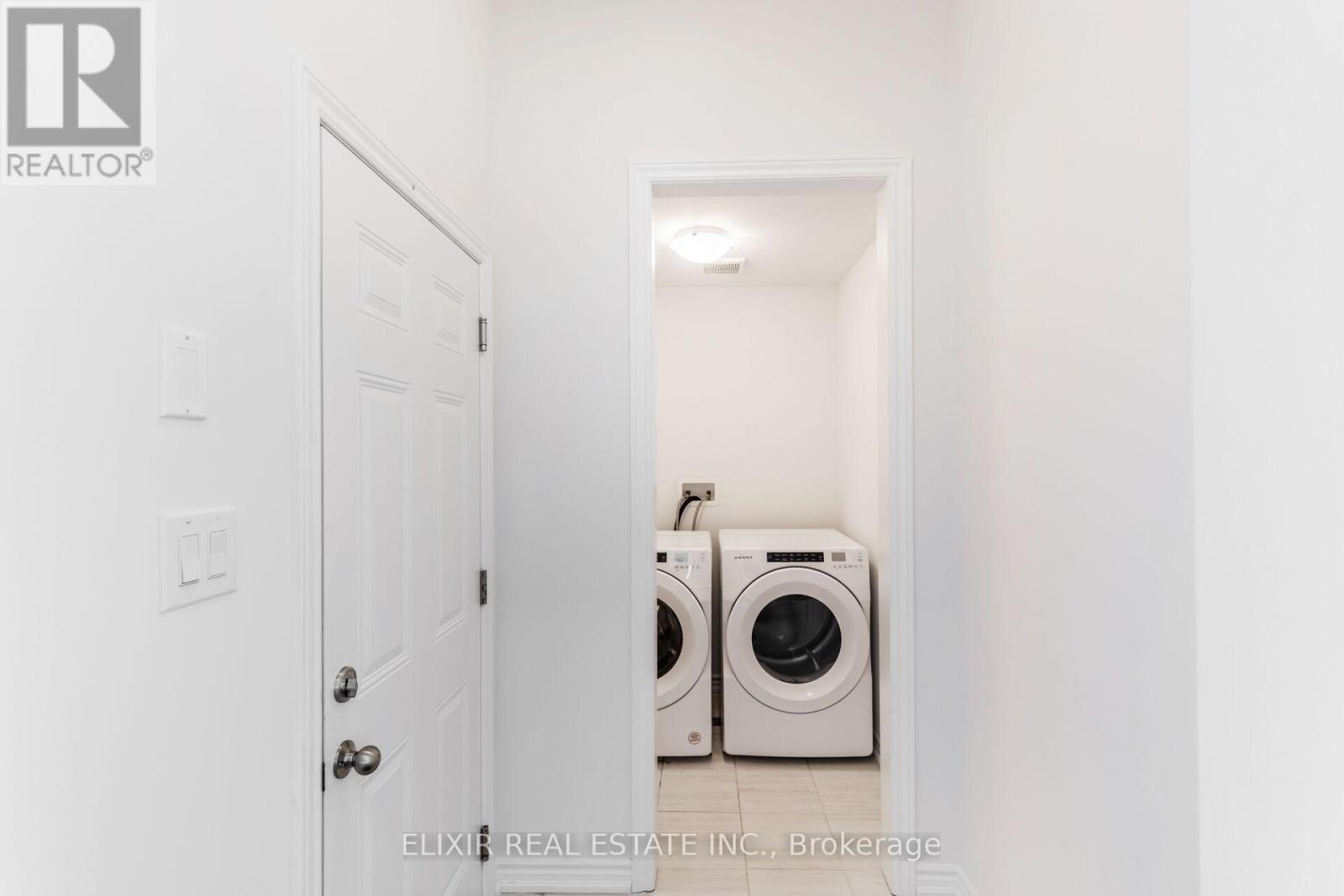 25 Hennessey Crescent, Kawartha Lakes (Lindsay), Ontario  K9V 0P3 - Photo 17 - X12101795