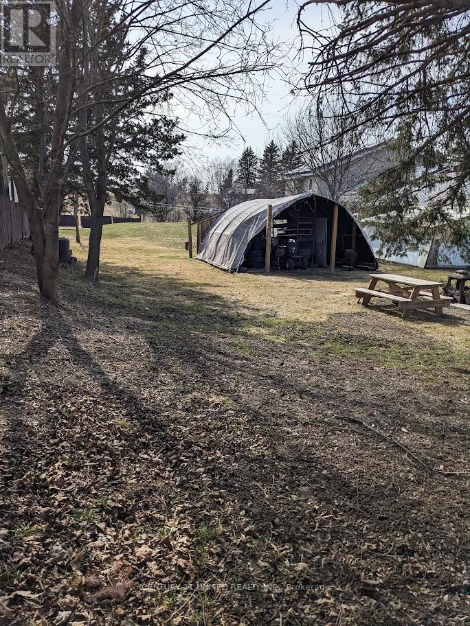 2219 Burnham Line, Otonabee-South Monaghan, Ontario  K9J 6X7 - Photo 44 - X12102117