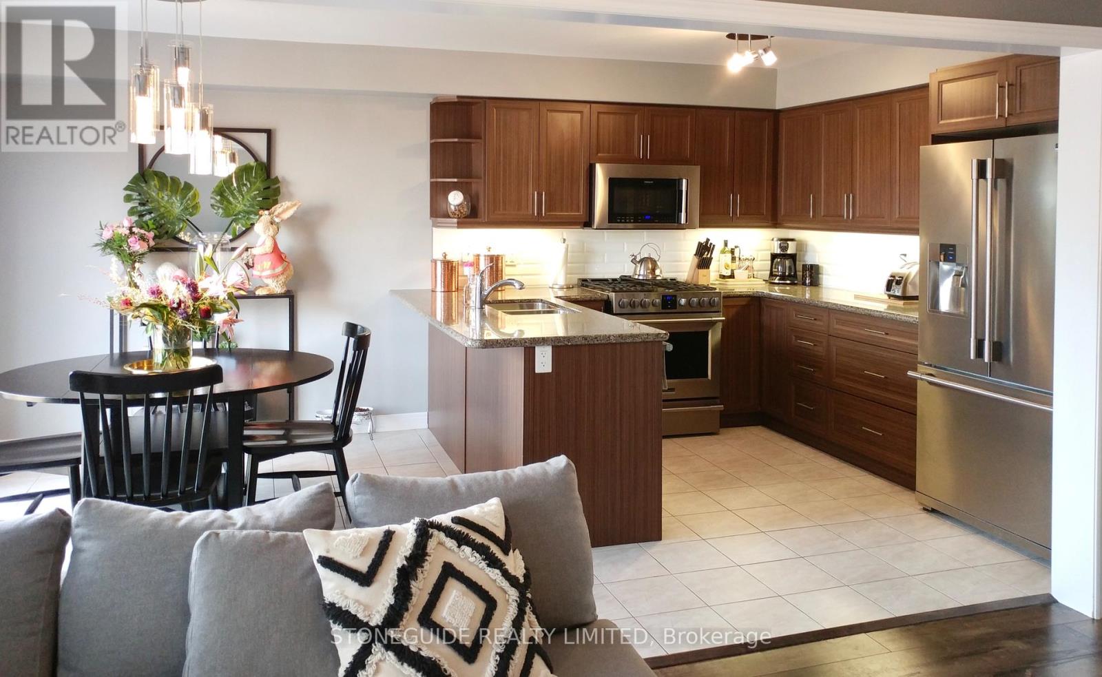 64 Briggs Grove, Peterborough (Monaghan), Ontario  K9J 0H3 - Photo 3 - X12102724