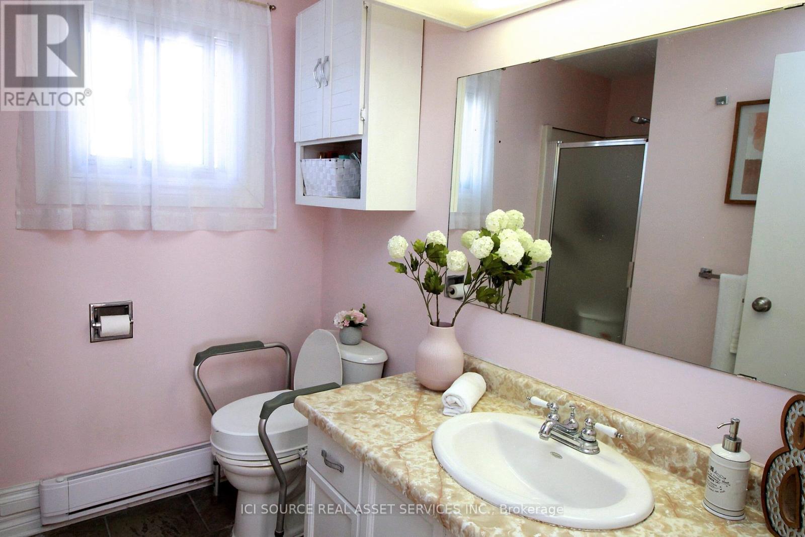16 Wheelhouse Drive, Clarington (Bowmanville), Ontario  L1B 1B9 - Photo 15 - E12103348