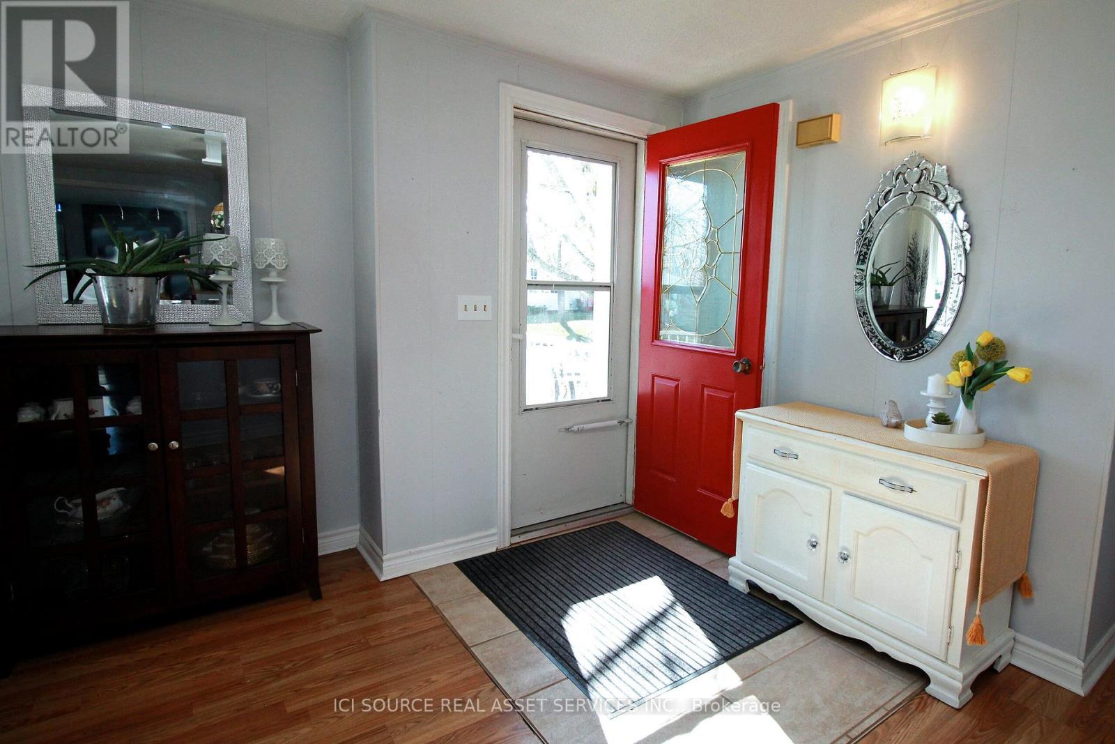 16 Wheelhouse Drive, Clarington (Bowmanville), Ontario  L1B 1B9 - Photo 4 - E12103348