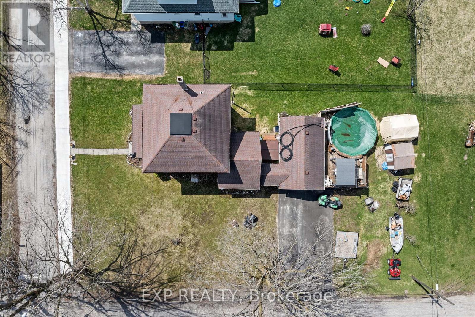 9 Victoria Street E, Kawartha Lakes (Omemee), Ontario  K0L 2W0 - Photo 32 - X12103438