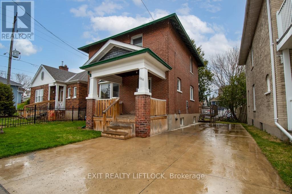266 Stewart Street, Peterborough Central (North), Ontario  K9J 3M9 - Photo 1 - X12103722
